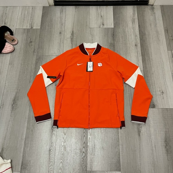 Nike Clemson Tiger Therma Jacket - Picture 10 of 10